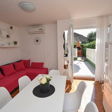 Apartment Tinateo, Gajac Novalja Exteriör bild