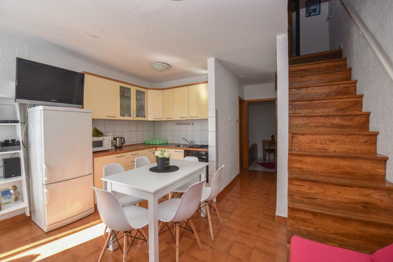 Apartment Tinateo, Gajac Novalja Exteriör bild