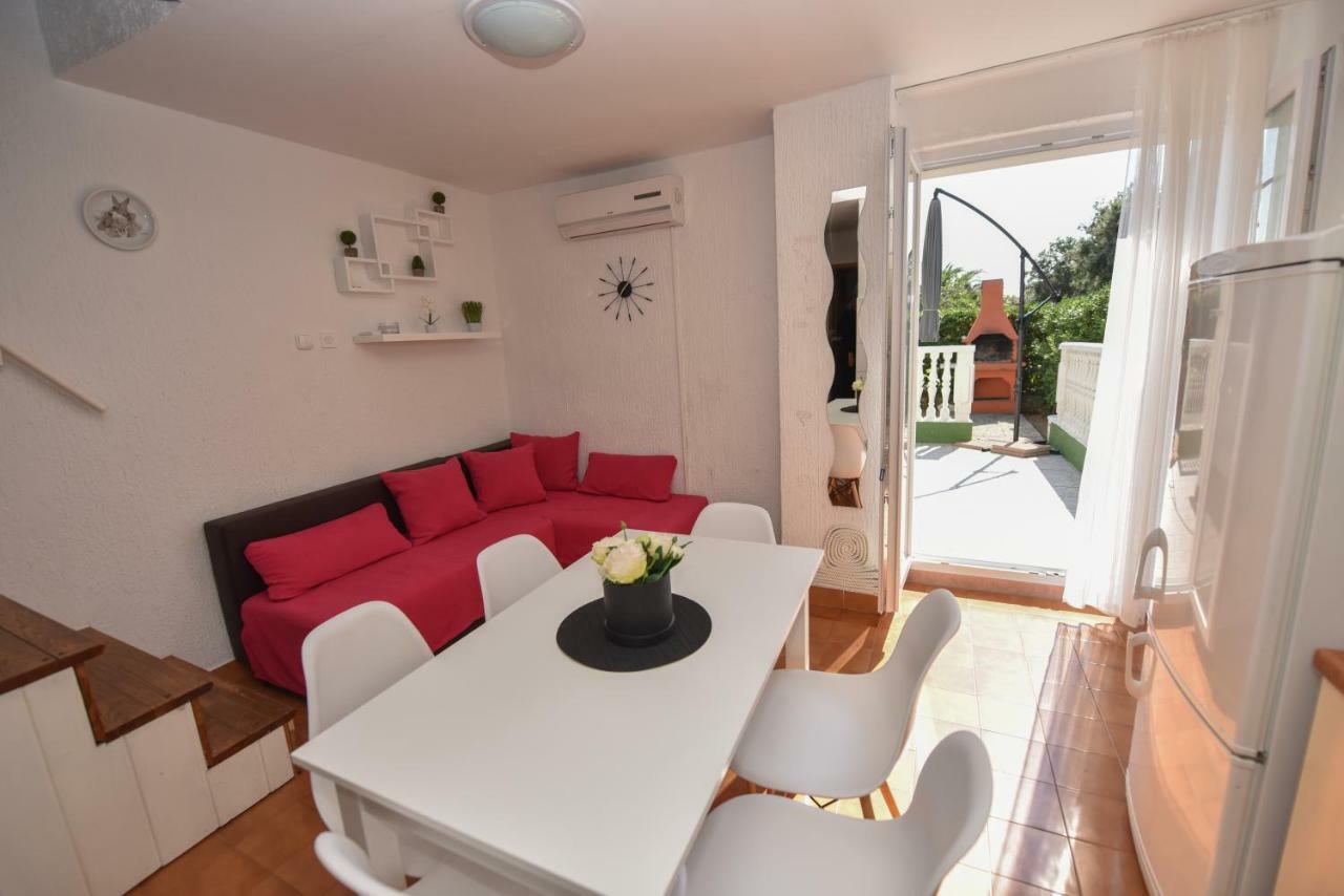 Apartment Tinateo, Gajac Novalja Exteriör bild